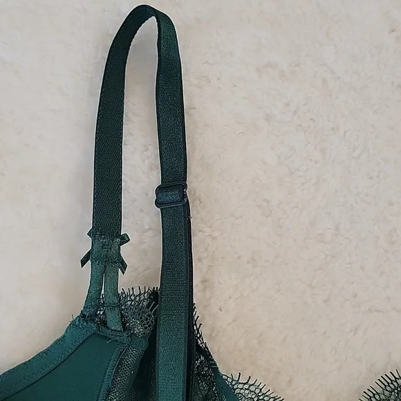 Victoria's Secret Dream Angels Underwire  Pushup Bra W/Out Padding 34D NWOT - Picture 11 of 12